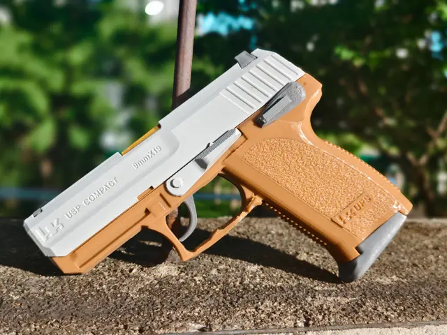 HK UPS compact Toy pistol (No move or launch)