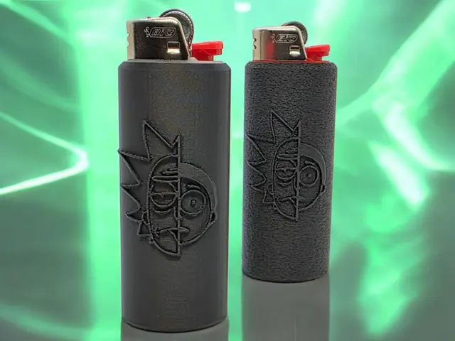 Rick And Morty Splitted Faces Bic Sleeve
