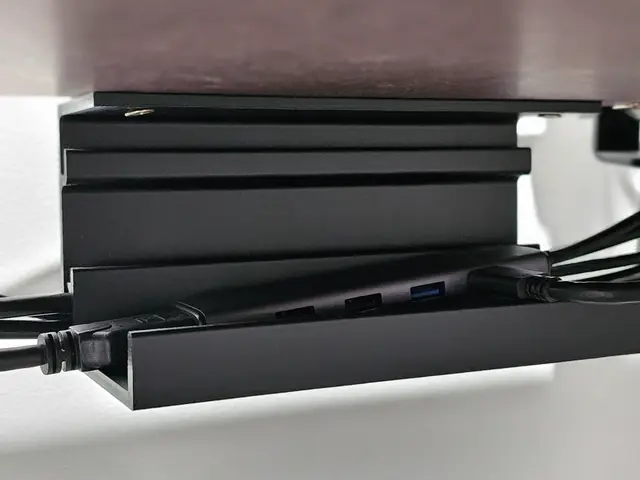 Cable Management - Clean Cable Tray Organizer Hub