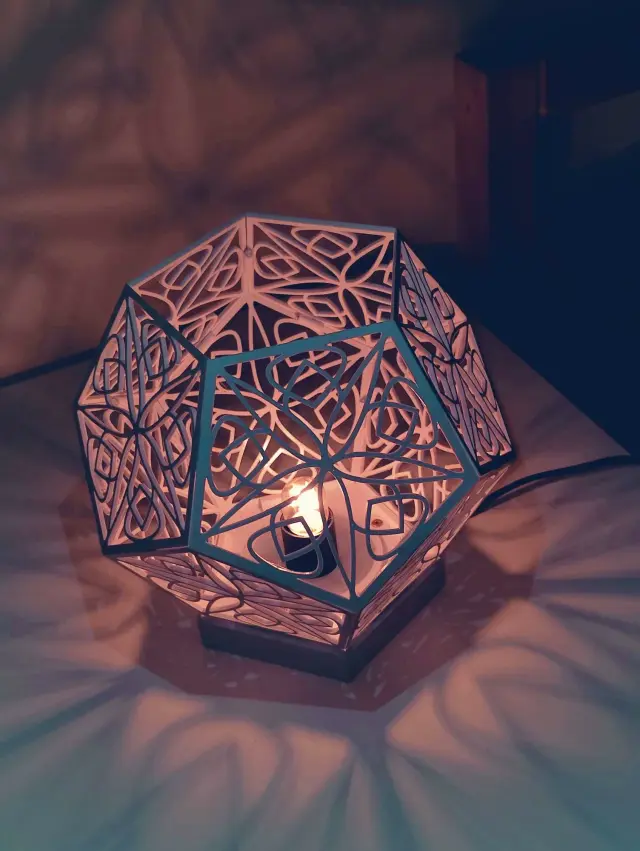 DODECAHEDRON LAMP